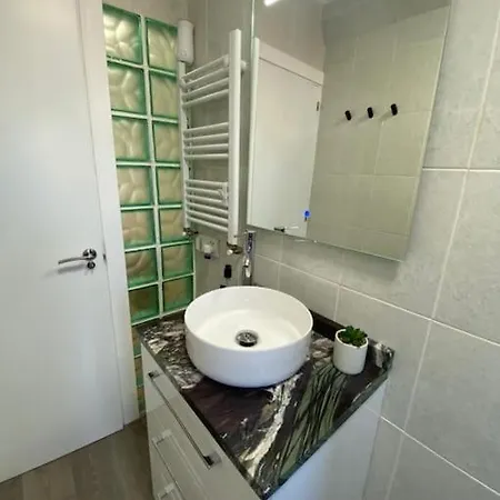 Centrico-parking Gratuito-wifi Apartment *